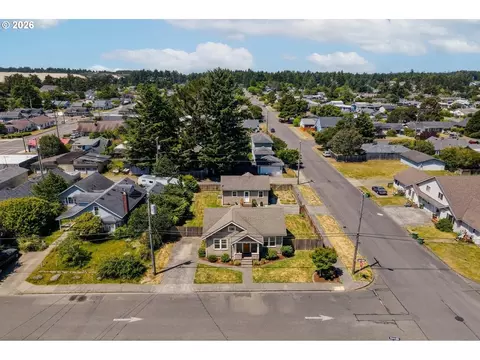 Maple, Florence, OR 97439 photo 7