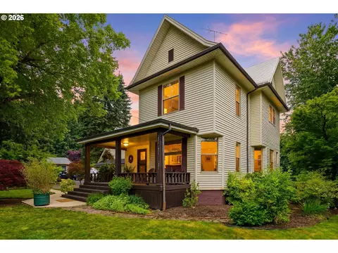 21138 S South End Rd, Oregon City, OR 97045