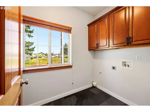 Other - 3104 SE Kingfisher Ave, Gresham, OR 97080 photo 3 of 9