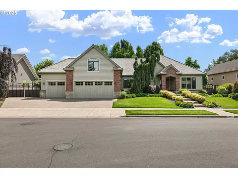 1662 Sand Trap Ln, Eugene, OR 97408