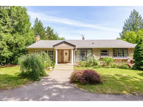 7450 SW Canyon Rd, Portland, OR 97225