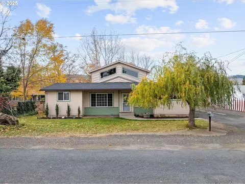 2708 N Depot St, La Grande, OR 97850