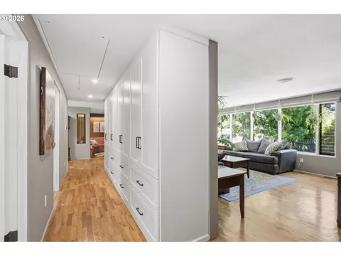 Entry Way - 110 Corliss Ln, Eugene, OR 97404 photo 1 of 1