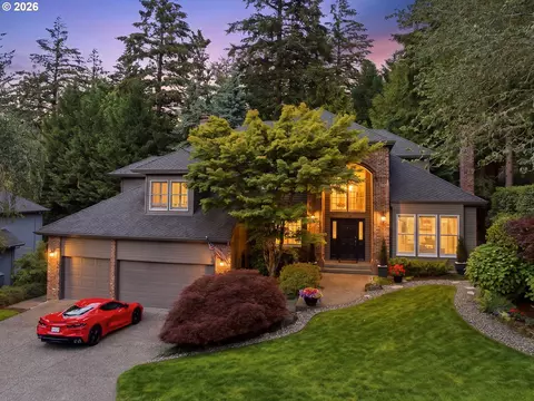 752 SW Regency Ter, Portland, OR 97225
