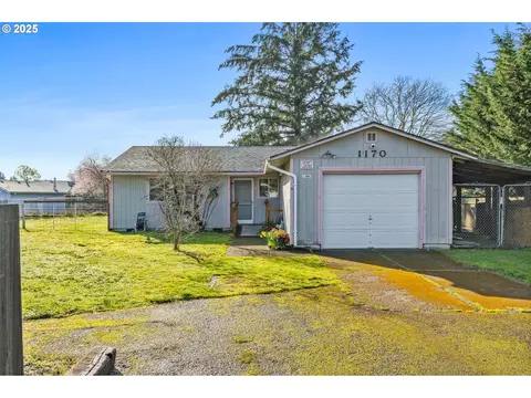 1170 W Grant Pl, Lebanon, OR 97355