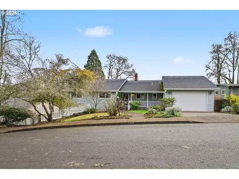 3855 Ferry St, Eugene, OR 97405