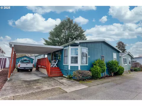 18485 SW Pacific Dr # 95, Tualatin, OR 97062