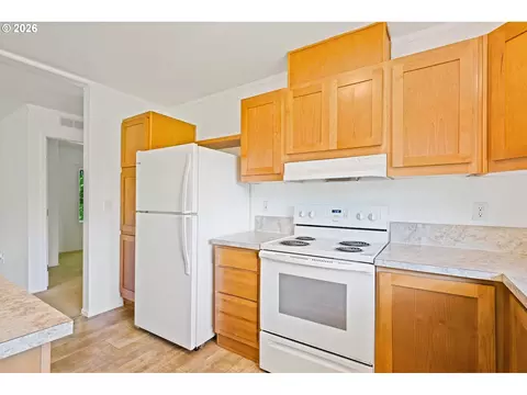 26977 Hammond Rd, Rainier, OR 97048 photo 9