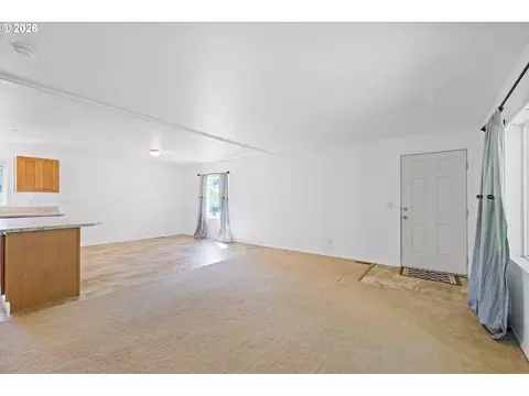 26977 Hammond Rd, Rainier, OR 97048 photo 4