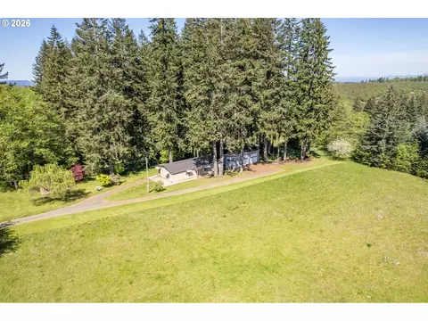 26977 Hammond Rd, Rainier, OR 97048