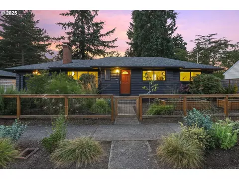 11933 SE Madison St, Portland, OR 97216