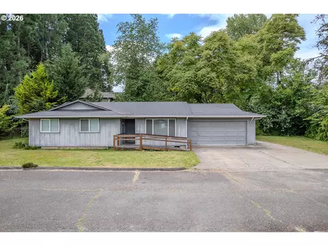 304 Boone Rd SE, Salem, OR 97306