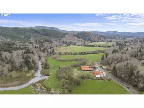 88786 88619 Lewis And Clark Rd, Astoria, OR 97103
