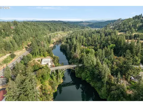 View/Area - 970 SE Darrow Rd, Estacada, OR 97023 photo 2 of 2