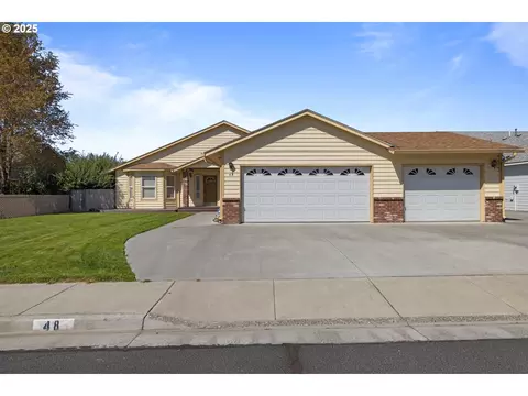 48 Rio Senda St, Umatilla, OR 97882
