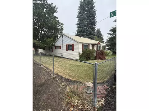 1285 Detroit St, Elgin, OR 97827
