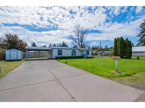 5465 Nandina St, Sweet Home, OR 97386