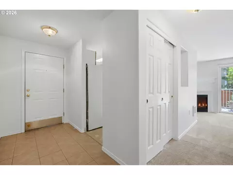 Entry Way - 4768 W Powell Blvd # 122, Gresham, OR 97030 photo 1 of 2
