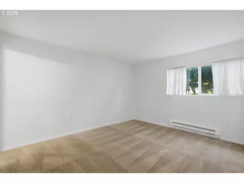 Bedroom - 4768 W Powell Blvd # 122, Gresham, OR 97030 photo 5 of 6