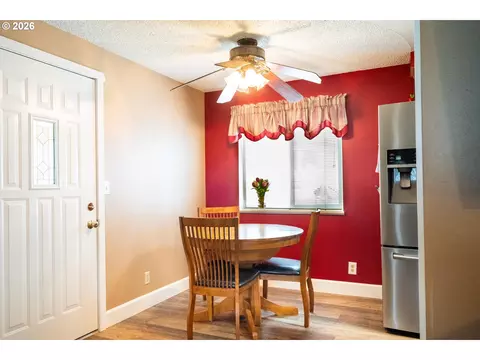 Dining - 5209 G St, Springfield, OR 97478 photo 1 of 1