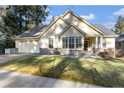 36689 Ichabod St, Sandy, OR 97055