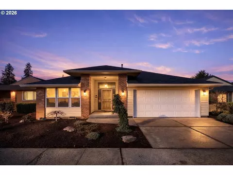 2013 NE 158th Pl, Portland, OR 97230