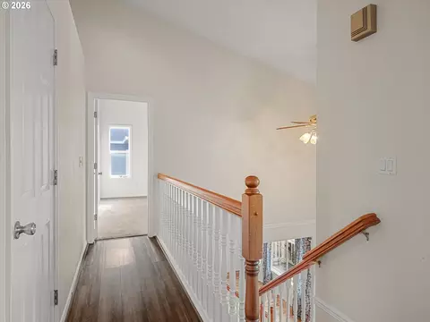 Entry Way - 2575 NW 4th St, Gresham, OR 97030 photo 3 of 3