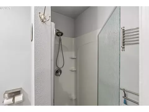 3315 W 18th Ave, Eugene, OR 97402 photo 18