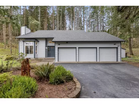 107 Watagua Pl, Cottage Grove, OR 97424