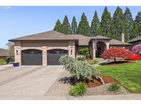 2127 SW Willow Pkwy, Gresham, OR 97080