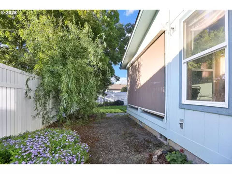 2488 Northampton, Eugene, OR 97404 photo 34