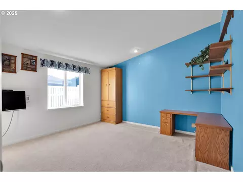 2488 Northampton, Eugene, OR 97404 photo 27