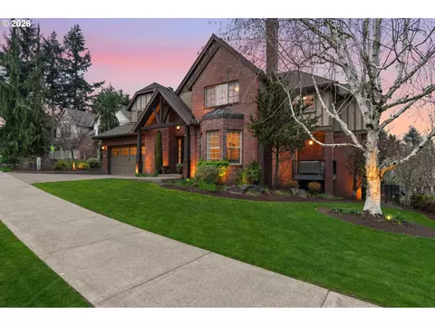 3987 Wheeler Ln, West Linn, OR 97068