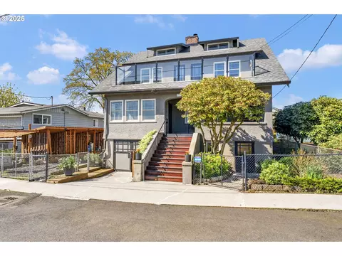 475 S 3rd St, Saint Helens, OR 97051
