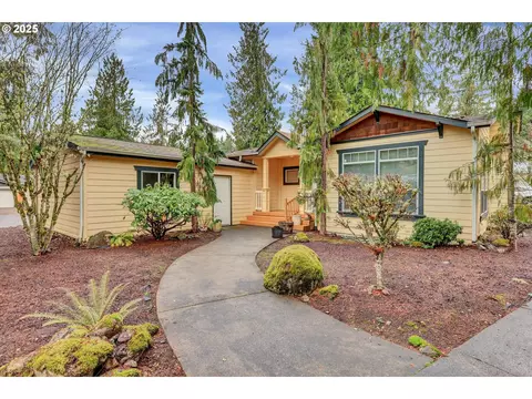 24702 E Cedar Hill Ter, Welches, OR 97067