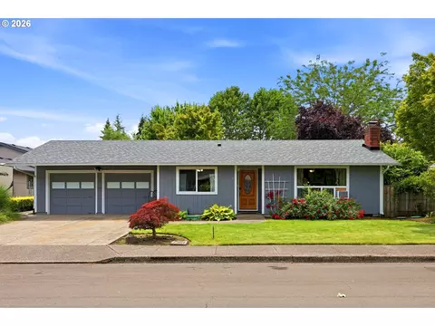 528 NW 22nd St, Mcminnville, OR 97128
