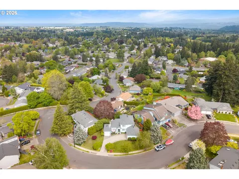 View/Area - 4057 NE 5th Dr, Gresham, OR 97030 photo 9 of 9