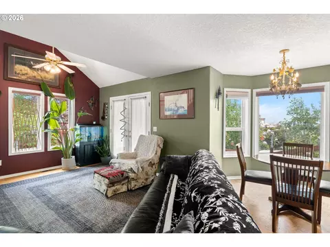 Living - 4057 NE 5th Dr, Gresham, OR 97030 photo 1 of 6