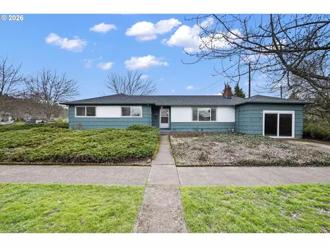790 E 32nd Ave, Eugene, OR 97405
