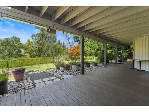 Exterior - 1963 SW Myers Pl, Gresham, OR 97080 photo 7 of 12