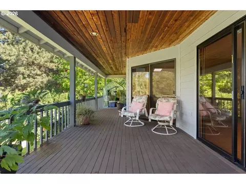 Exterior - 1963 SW Myers Pl, Gresham, OR 97080 photo 4 of 12