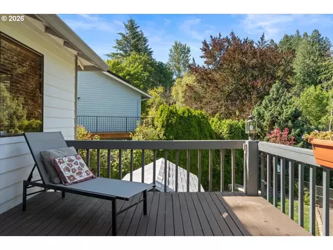 Exterior - 1963 SW Myers Pl, Gresham, OR 97080 photo 2 of 12