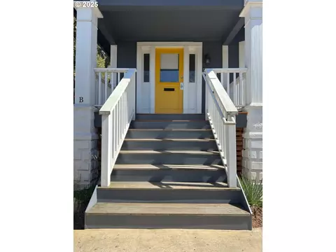 5036 NE 12th Ave, Portland, OR 97211