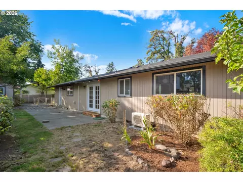 Exterior - 40 Briarcliff Dr, Eugene, OR 97404 photo 5 of 5