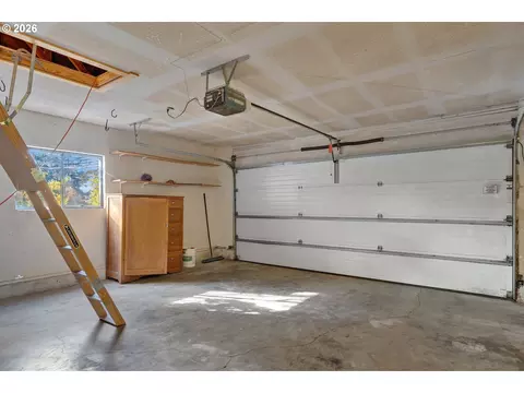 Other - 40 Briarcliff Dr, Eugene, OR 97404 photo 5 of 6