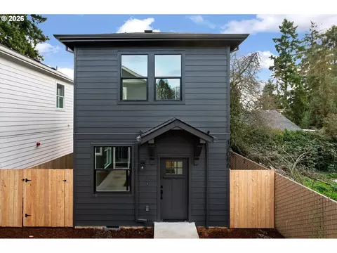 12086 SE Market St, Portland, OR 97216