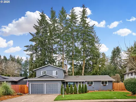 120 SE Kashmir St, Salem, OR 97306