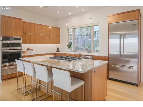 Kitchen - 2490 Panorama Dr, Eugene, OR 97405 photo 1 of 9
