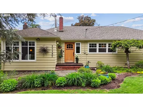 17157 S Bradley Rd, Oregon City, OR 97045