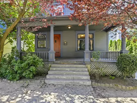 3417 SW Naito Pkwy, Portland, OR 97239